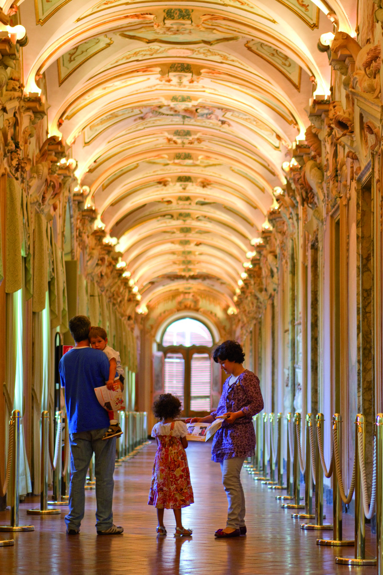 Galleria degli Stucchi di Palazzo Pianetti